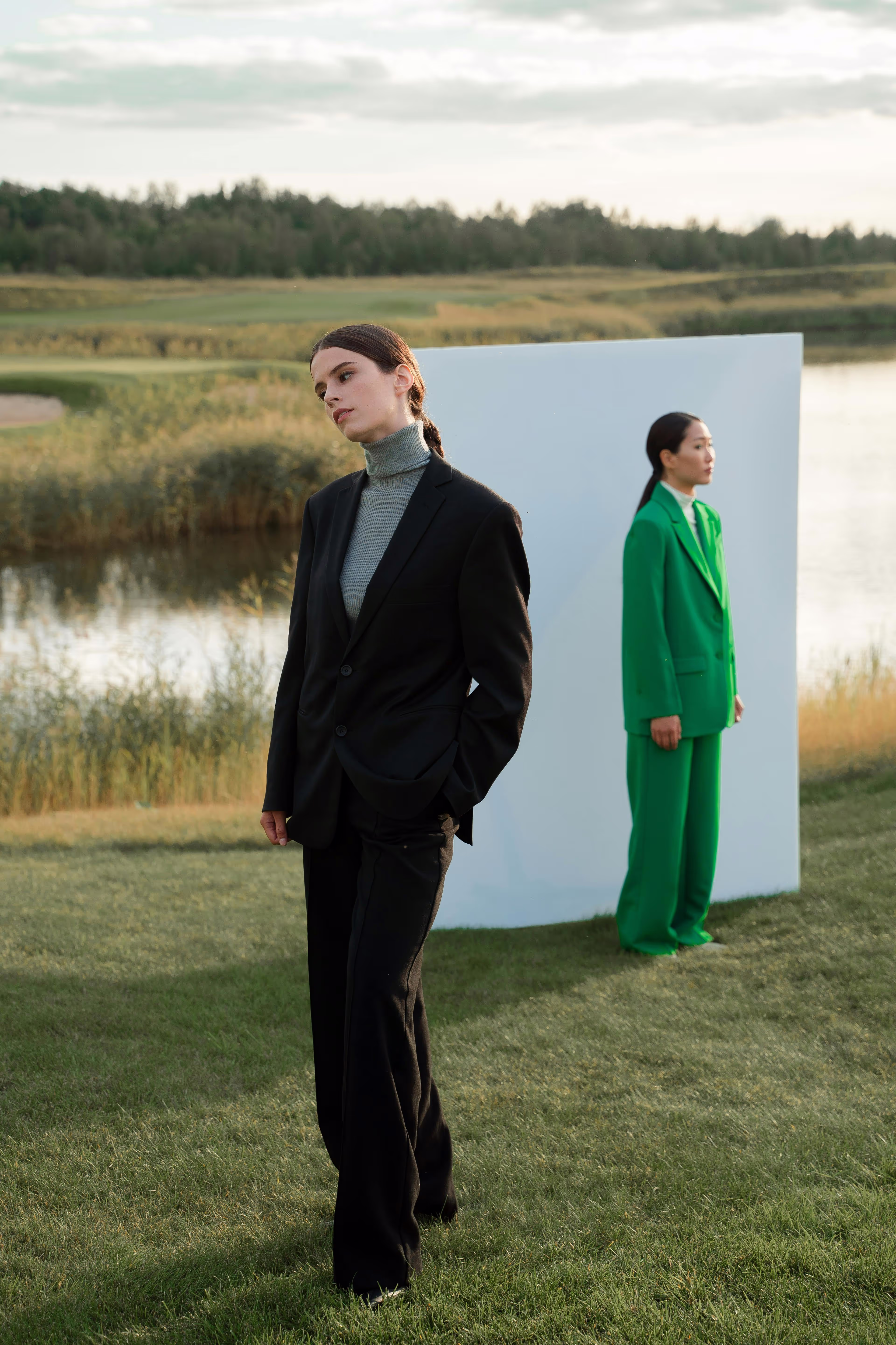 2 Women on a suits